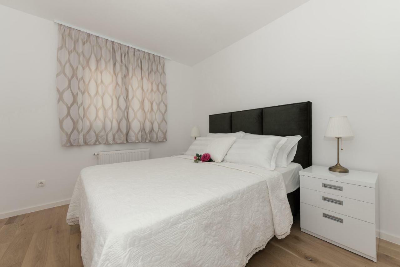 Penthouse Nikola Apartment Makarska Ngoại thất bức ảnh